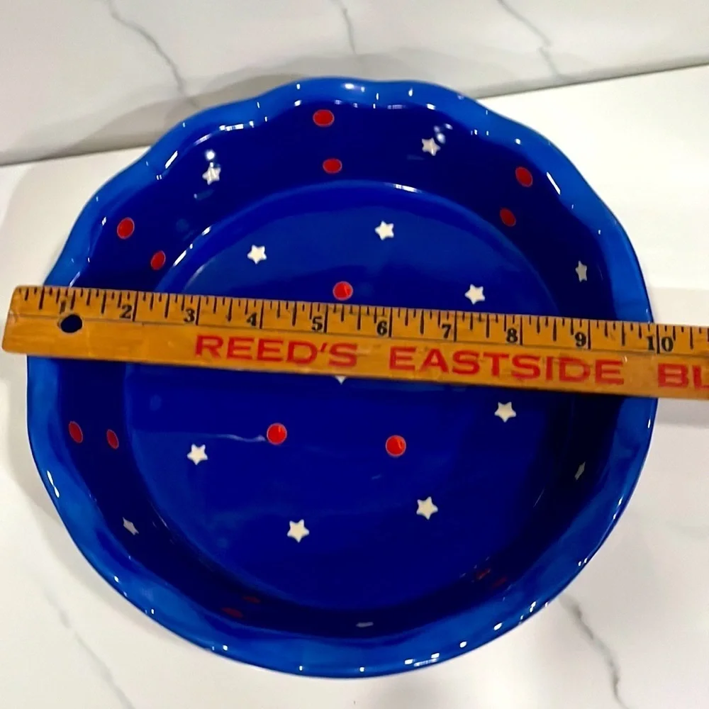Temptations by Tara Red White and Blue 9'' Fluted Round Baking Pie Quiche Dish